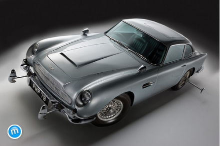 James Bond Aston Martin DB 5-öse