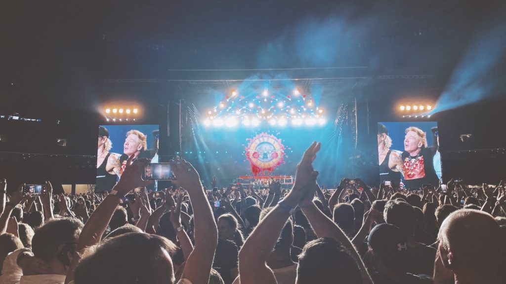 Guns N' Roses koncert Budapesten a Puskás Arénában, 2023. július 19-én.